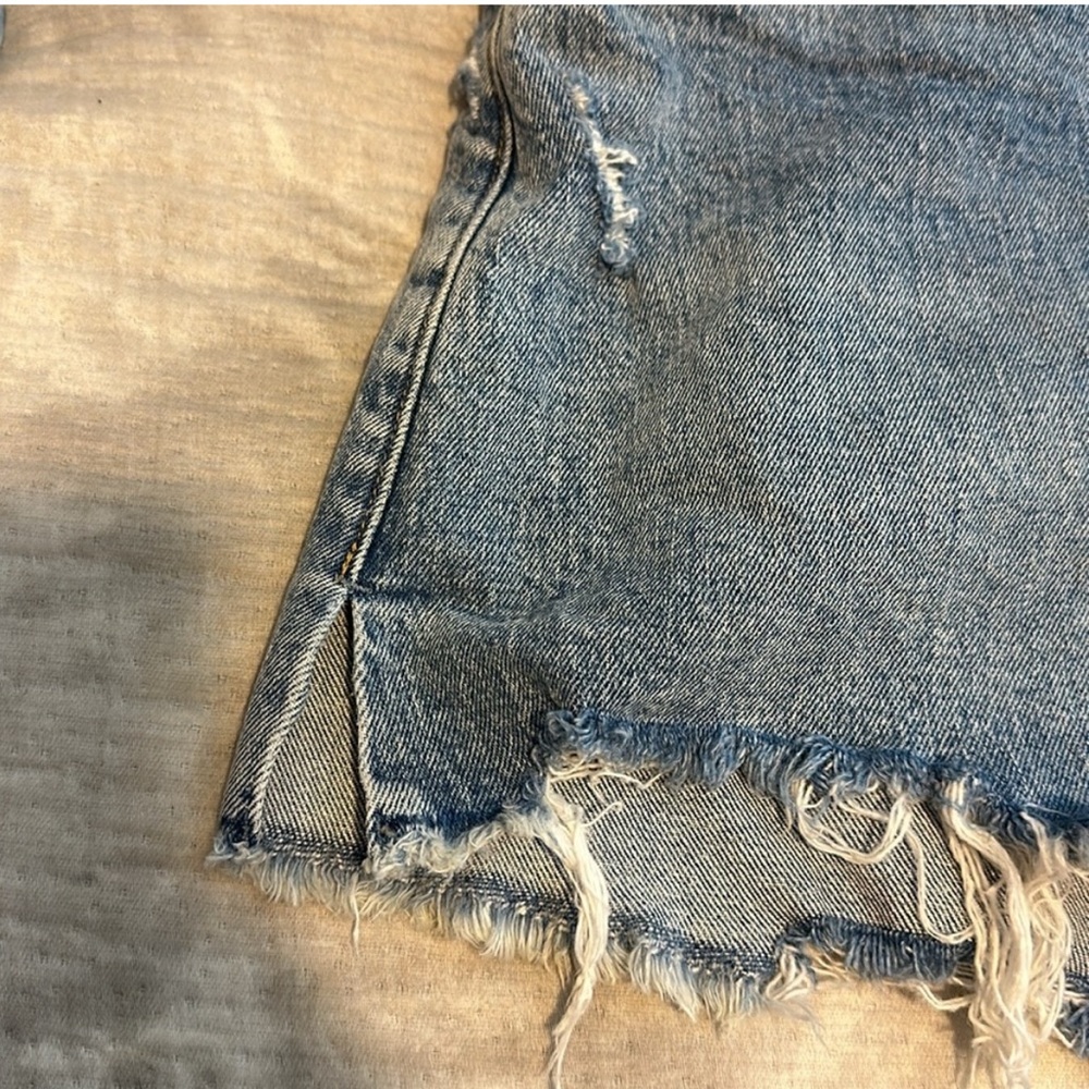 Abercrombie & Fitch Light Blue Distressed Jean Shorts - Picture 2 of 4